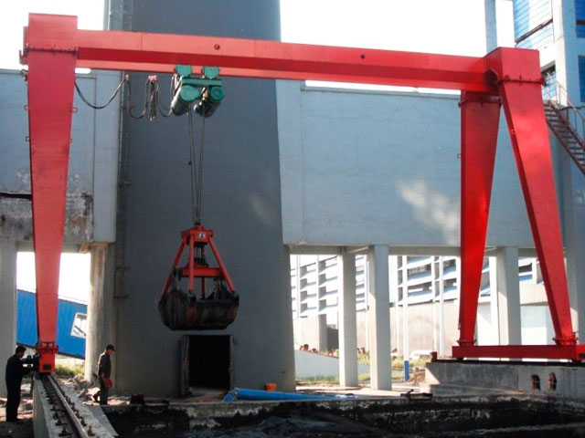 mhz型電動(dòng)葫蘆抓斗門式起重機(jī)